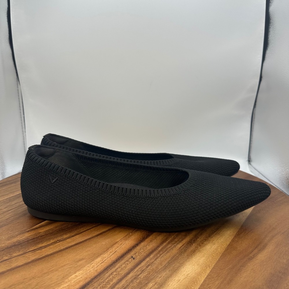 Vivaia Aria 5 Pointed Toe Flats Black Water Resistant Knit Shoes EU 43 US 11
